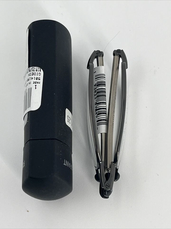 2 pares de lectores planos plegables nuevos Foster Grant con estuche rígido negro. 2,75!!! Foto 2 de 4