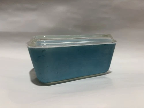 Vintage Blue Pyrex Refrigerator Dish Container With Glass Lid - No chips