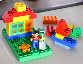 HUGE LEGO DUPLO LOT 5380 5416 5931 6152 10847 Blocks Figures Cars Animals