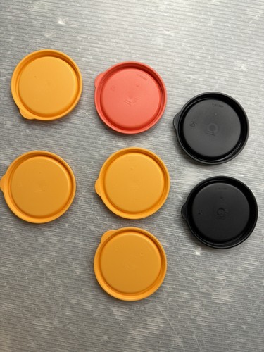 TUPPERWARE 4922A snack cup replacement 3” LID LOT/7 black orange red / NEW - Picture 6 of 9