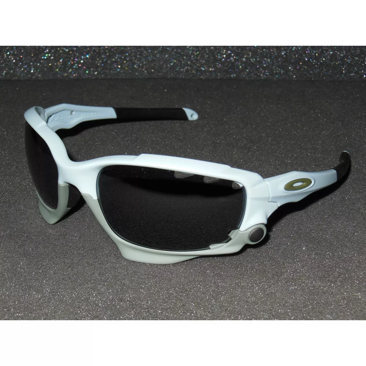 Oakley racing best sale gear