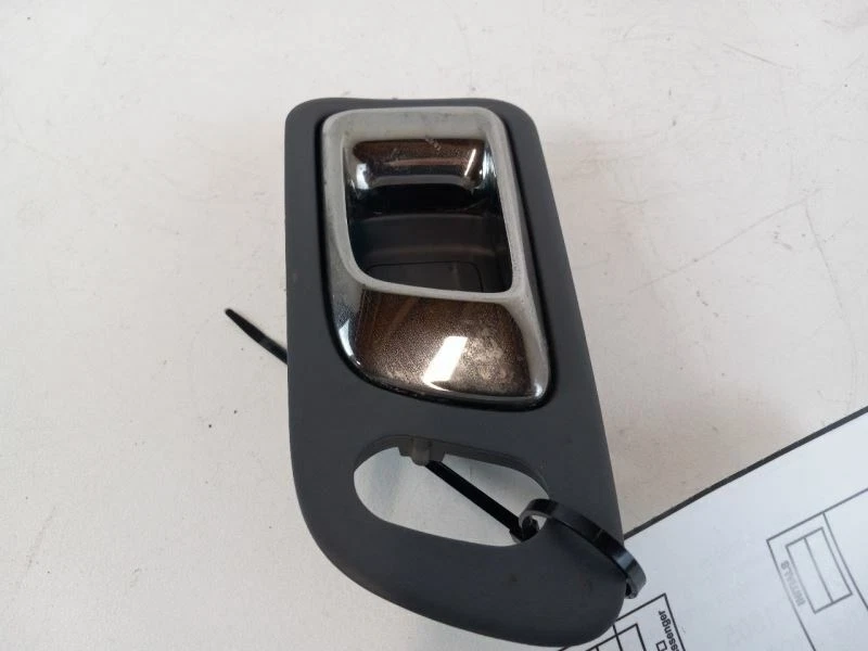 Honda Pilot 2005 manija de puerta interior delantera derecha Foto 3 de 4