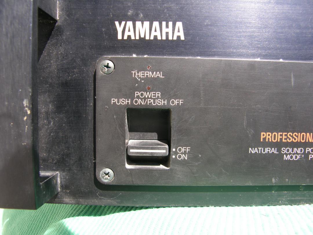 ヤマハSOUND POWER AMPLIFIER MODEL P2100 Yamaha P2100 Professional Series Natural Sound Power