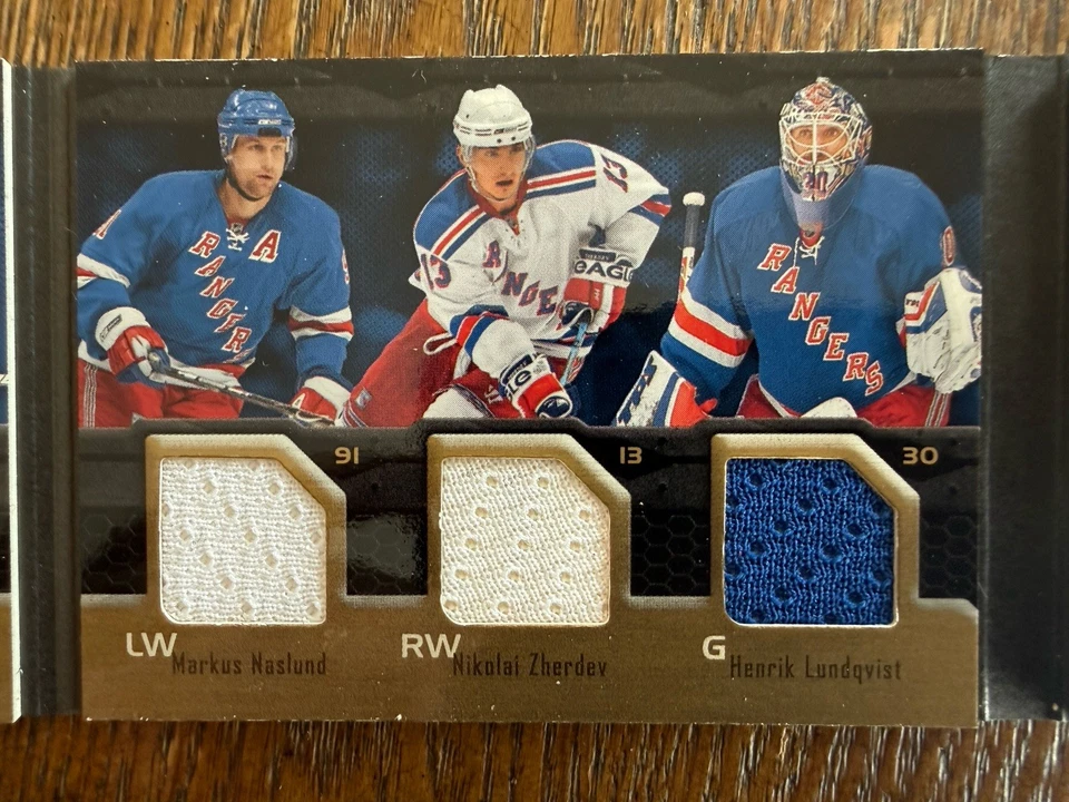 2009-10 UD Black Hockey 6 on 6 Rivals Devils and Rangers 12 Jersey 03/25 - Image 3 of 4