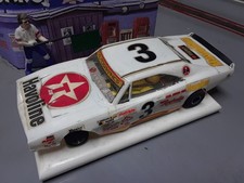 1/24 slot car parma 4.5 flex 16d tested on wood track. runs good. see pics