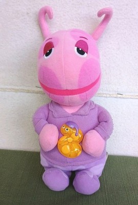 The Backyardigans Uniqua Sweet Dreams Talking Singing Plush 12