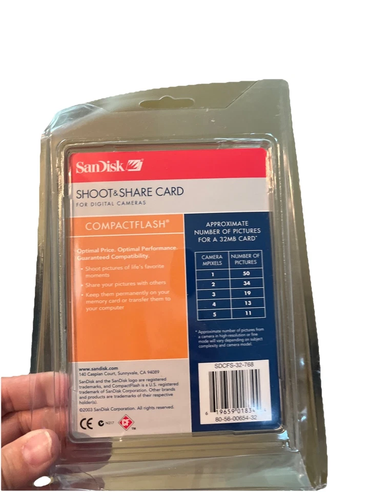 SanDisk Shoot & Store 32MB Compact Flash 50 Pictures Digital Cameras - Image 2 of 2