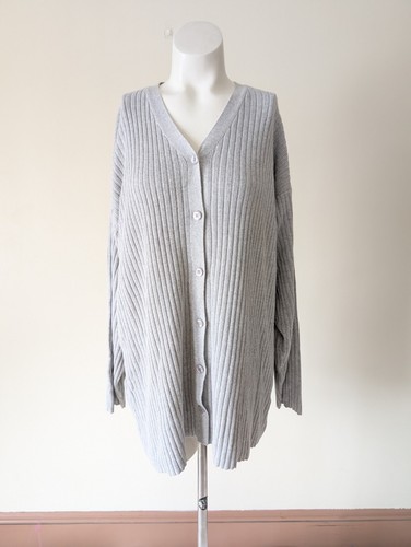 Vintage Grunge Knit Cardigan M Gray Button Front Soft 90s Long Oversized Cottage