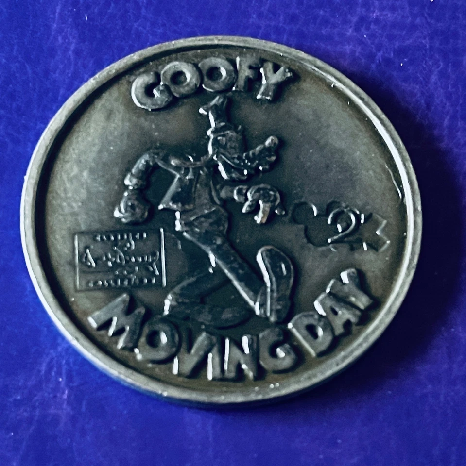 Disney Coin 2 Sided Goofy Moving Day & Millennium Mickey Released in 2000 - Image 2 of 2