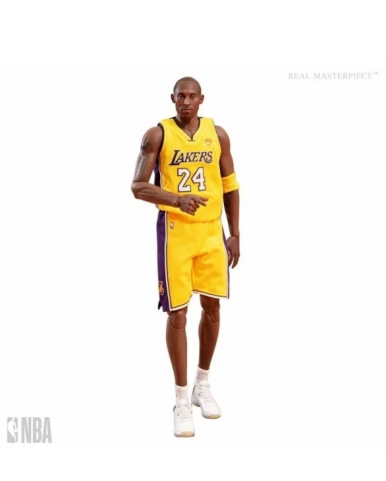 Enterbay NBA Los Angeles Lakers Kobe Bryant 24 2010 Real Masterpiece US Stock!! - Image 2 of 4