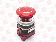 IDEC AVD302NUR / AVD302NUR (NEW IN BOX)