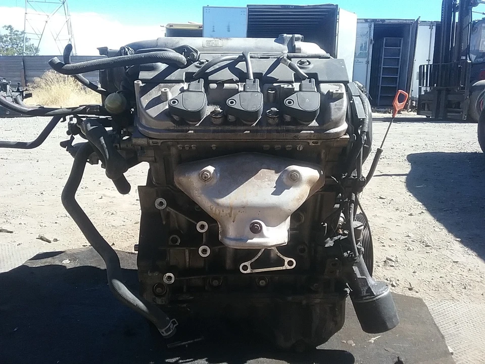 Honda Accord 2000-2002 motor completo 3,0 L 6 cilindros J30A1 (recogida local) tienda Foto 2 de 4