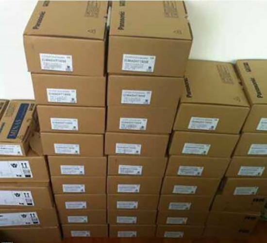 1Pcs Panasonic Servo Motor MSM5AZP2N New