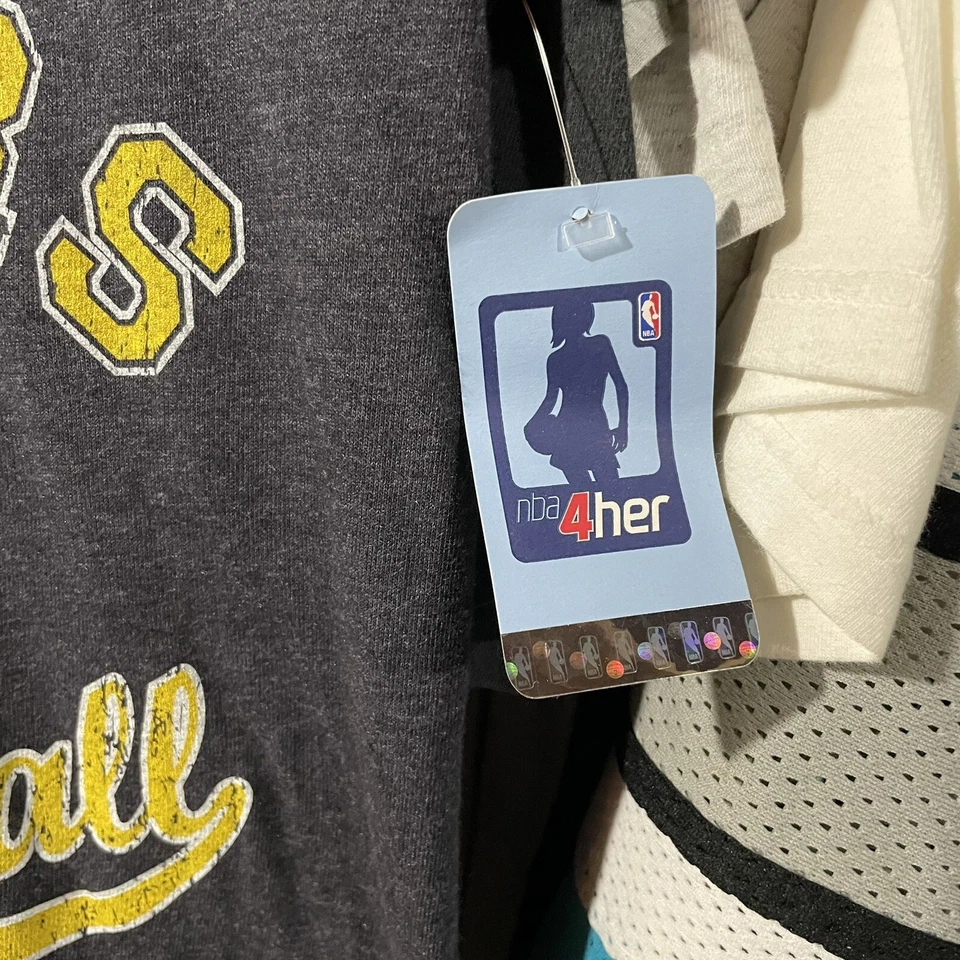 Camiseta Paul George Indiana Pacers NBA Mujer Talla XS Gris Cuello en V Nueva Foto 2 de 4