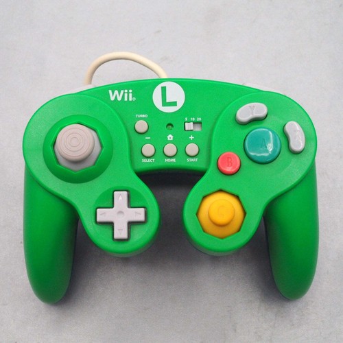 HORI WiiU Wii Classic Controller Only LUIGI WIU-076 Nintendo Tested Working - Picture 2 of 9