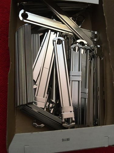 Sujetadores ACCO World Brand 2"" de capacidad, 2,3/4"" de centro a centro 50 piezas - Imagen 3 de 3