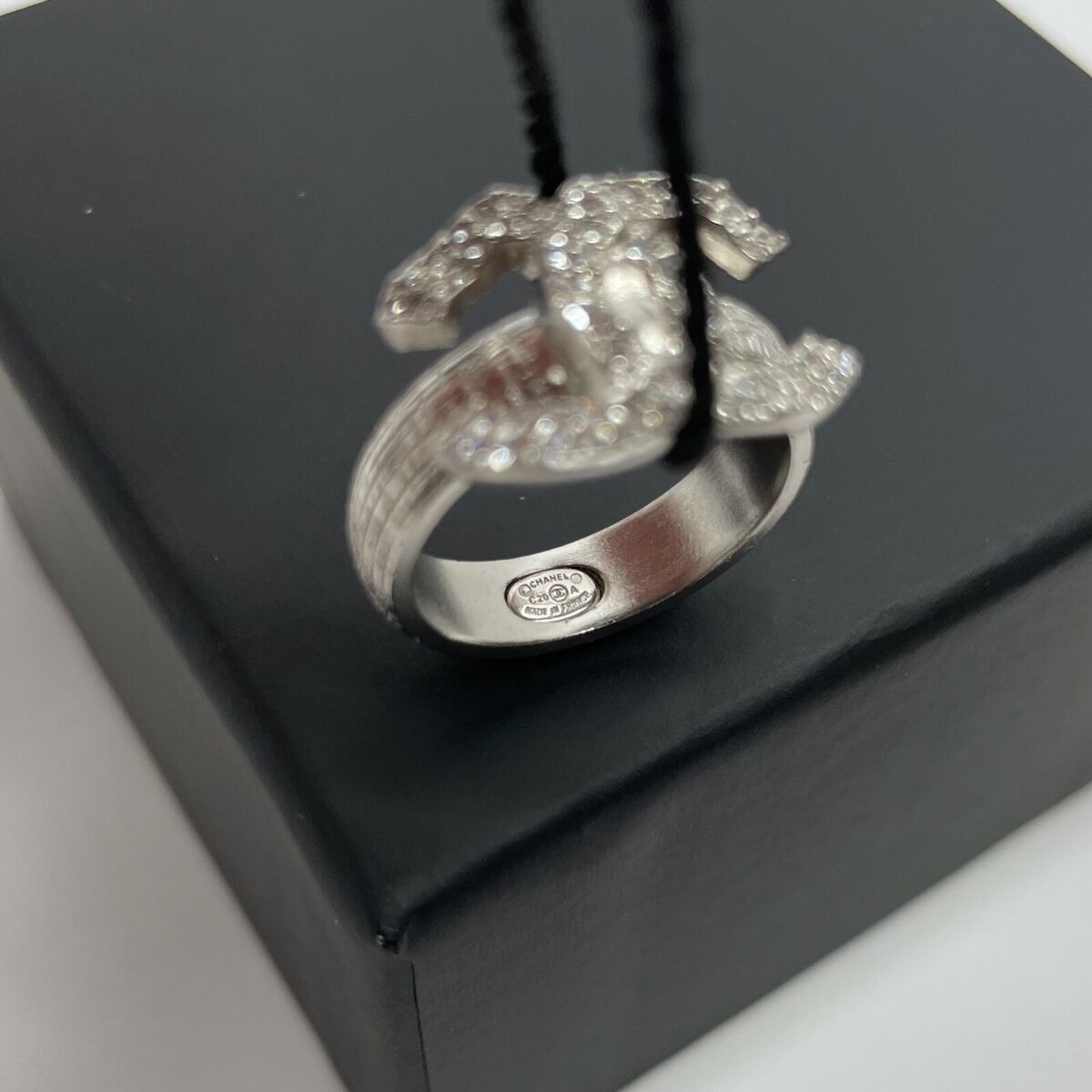 NWT Chanel Classic CC Logo Silver Crystal Metal Ring Size 52 NWT Chanel Classic CC Logo Silver Crystal Metal Ring Size 52