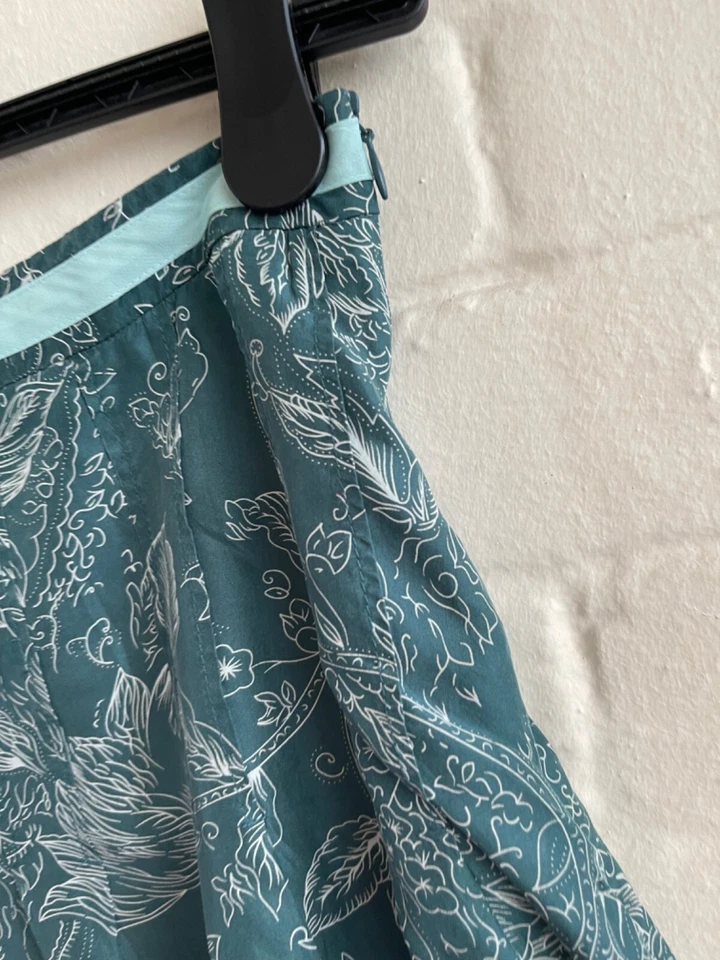 Esprit Mujer Falda Seda Bordada Verde Línea A Hasta la Rodilla Forrada Cremallera Reino Unido 10 Foto 4 de 4