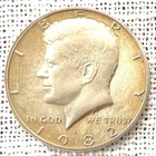 1982-S    RARE. UNC.   JFK HALF DOLLAR GOLD TONE — photo 1