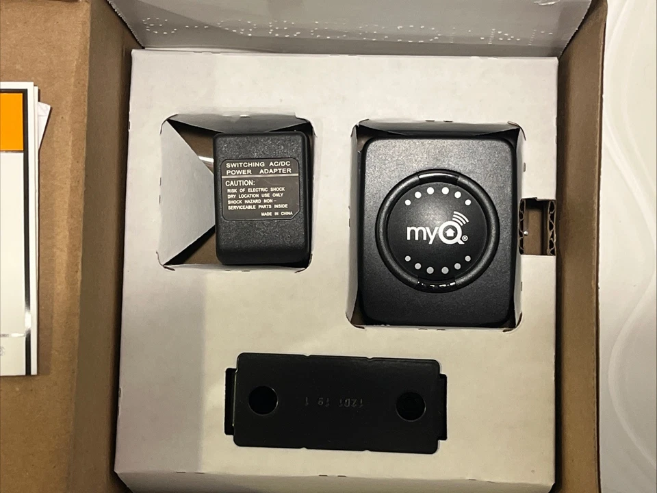 New! LiftMaster 821LMB MyQ Garage Universal Smartphone Door Controller - Image 3 of 3