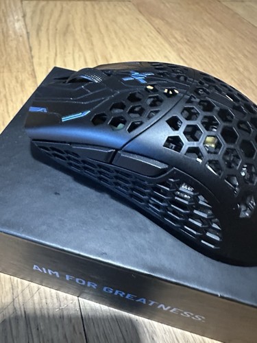 Finalmouse Ultralight x Tiger Large Phantom ULX Gaming Mouse - Photo 2/4