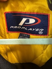 LARGE VINTAGE STEELERS WINTER JACKET. FITS BIG RECOMMEND FOR LONGER ARMS.