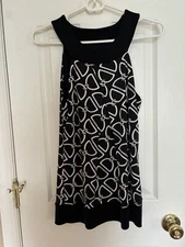 White House Black market top XS Black and white long tunic