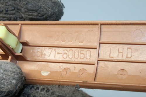 #8273 Lexus GX470 4.7 Petrol '05 LHD (USA) Dashboard Wood Trim 55471-60050 - Picture 3 of 4