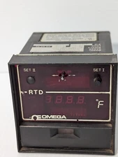Omega 4201-P-F2 Digital Temperature Controller