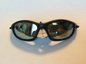 mens black mirrored sunglasses