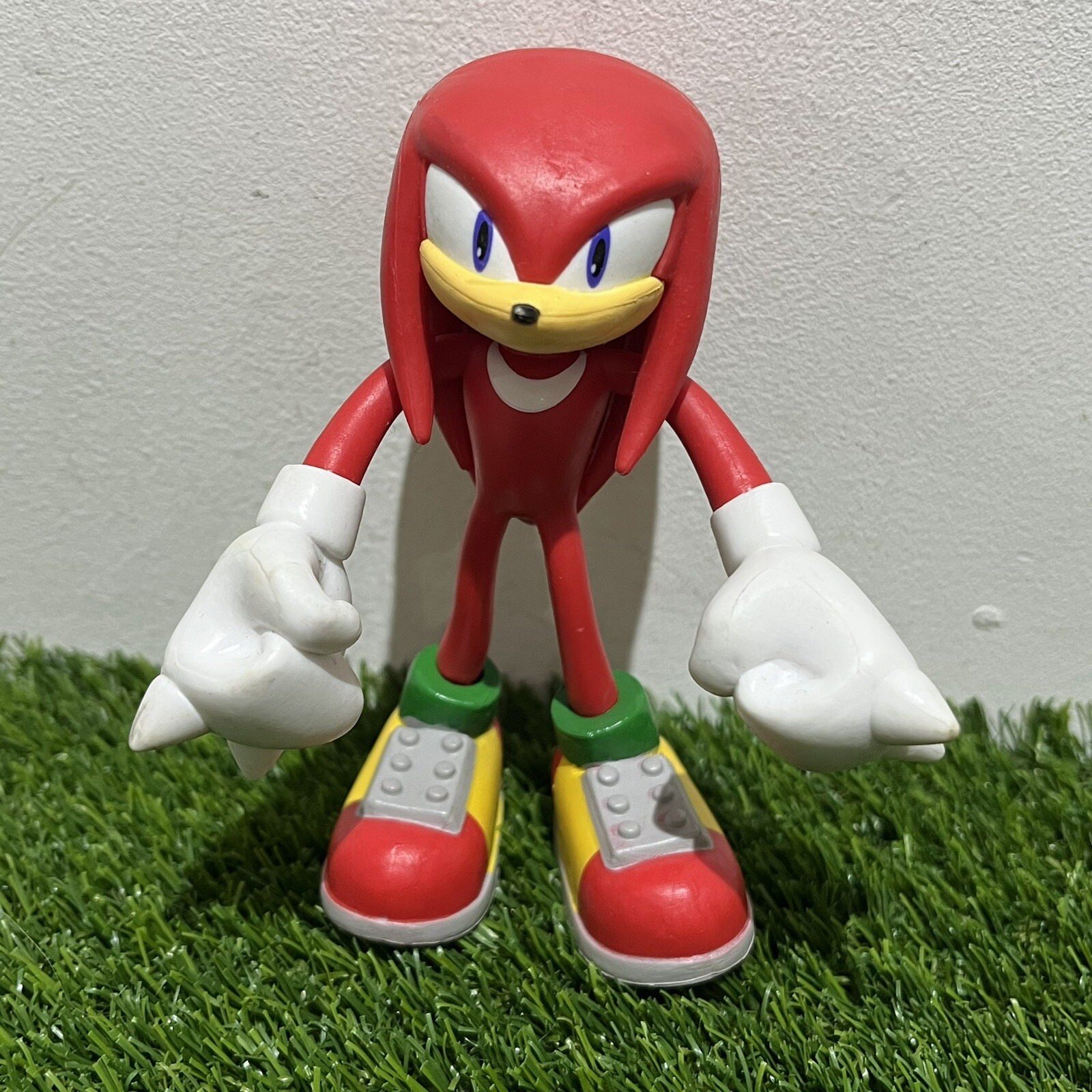 Sonic the Hedgehog Knuckles 4"" Bendable Figure Jakks Pacific Bendy Poseable