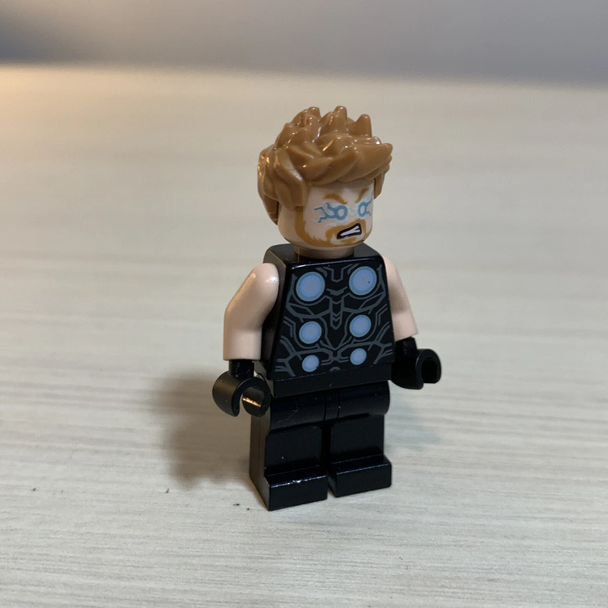 LEGO Marvel Infinity War Thor Minifigure 76102 sh502