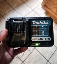 Makita DC10WD 12-Volt Lithium-Ion Battery Charger - TESTED!