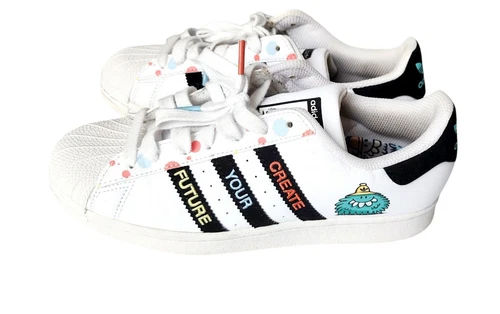 Scarpe da ginnastica Adidas X Kevin Lyons Superstar Monsters unisex bambini bianche giovani 7