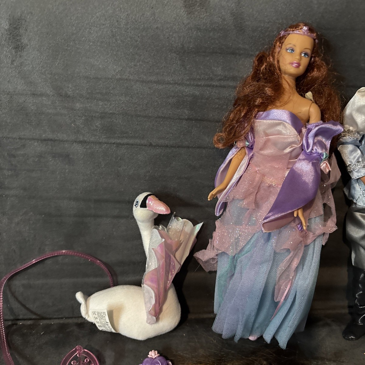 Swan Lake Barbie as Odette, Ken as Prince Daniel & Six Kellys