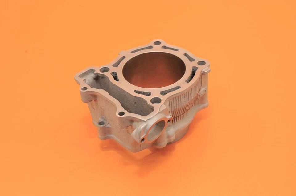 2004 01-13 YZ250F YZ 250F OEM Engine Top End Cylinder Jug Barrel Top Piston — 第 3/4 张图片