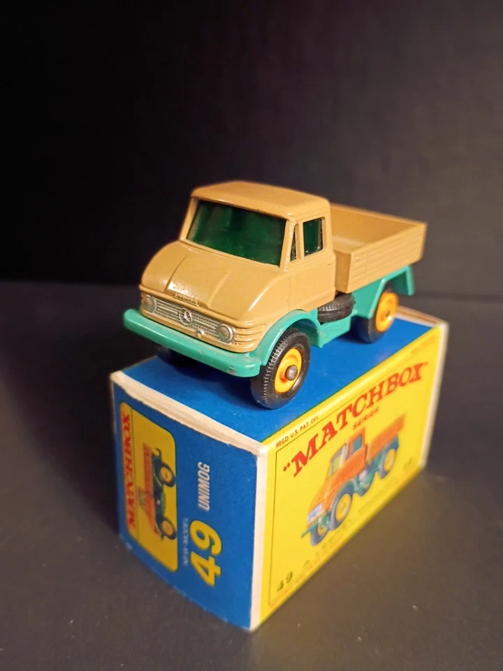Matchbox #49B Mercedes Unimog 1967 Tan/Turquoise In Crisp Original E4 Box - Image 3 of 4