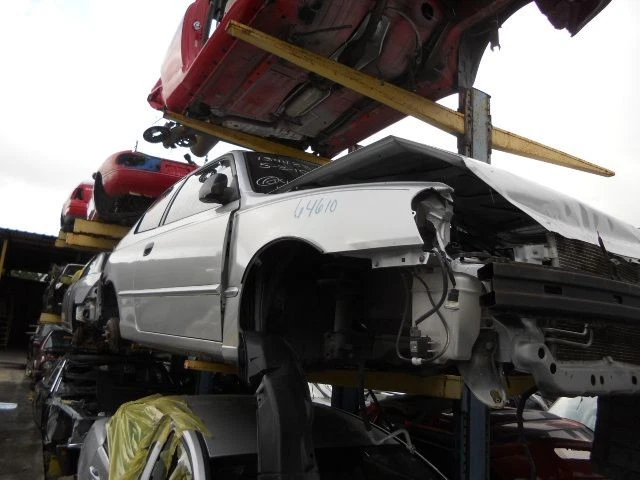 Manija interior de la puerta delantera derecha Hyundai Accent 2002 Foto 3 de 4