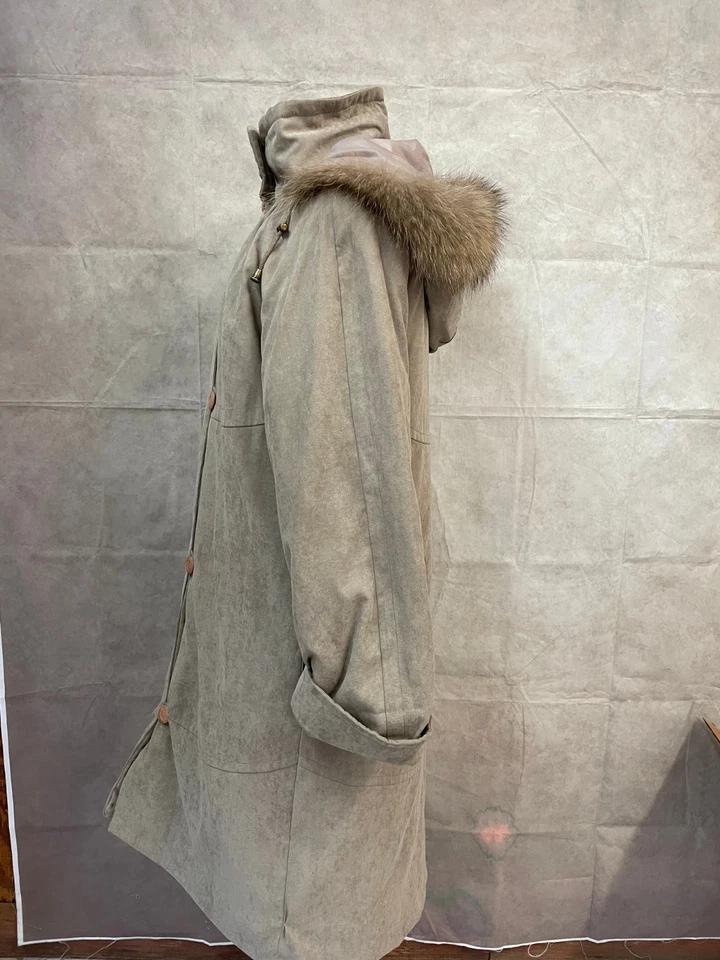 Bernardo Women's Tan Coat Hooded with Racoon Trim Size S - Image 2 of 4