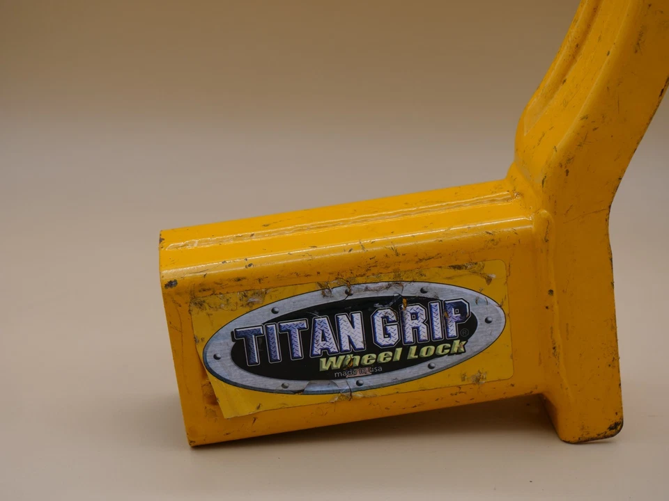 Abrazadera de bloqueo de rueda antirrobo de alta resistencia Titan Grip pieza de repuesto Foto 3 de 4