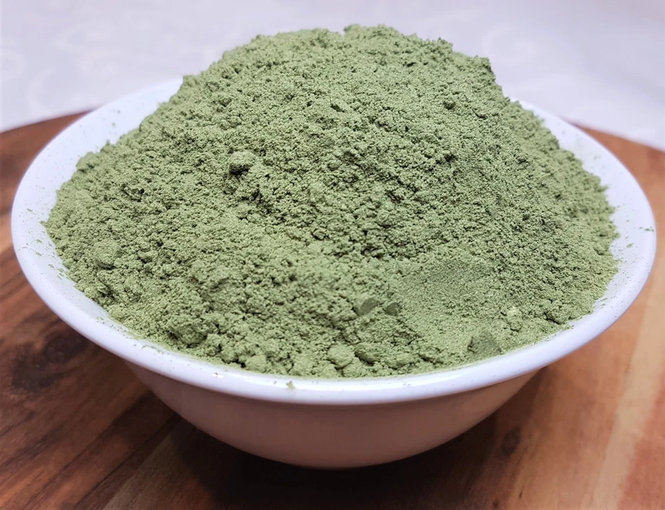 7 DAILY GREENS POWDER Moringa, Barley Grass, Spirulina, Kale + ORGANIC & NATURAL - image 3 of 4