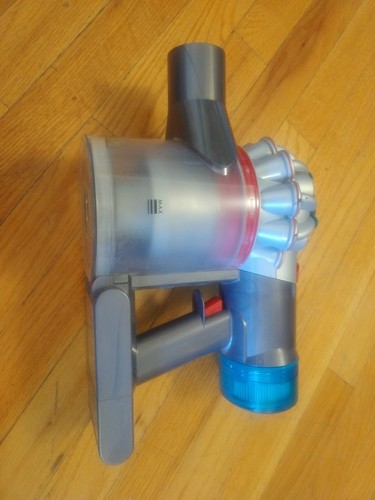 Dyson SV25 Main Body Motor Cyclone Item Turns On. Parts Only .