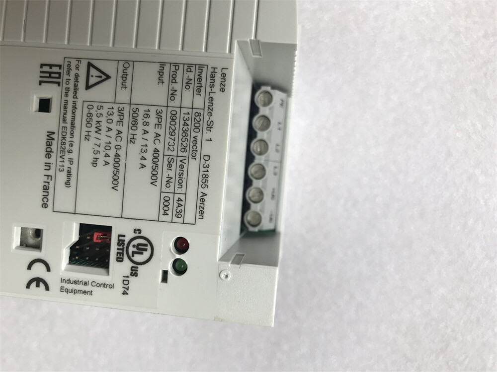 Inverter Lenze 8200 Vector 5,5kW &ndash; E82EV552K4C200 Nuovo