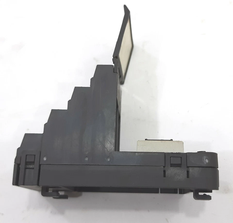 Fisher Rosemount Emerson KJ4001X1-CJ1 12P1902X012 32-Channel Terminal Block - Image 2 of 4