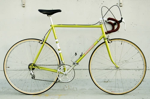 Holzwettbewerb Vintage Rennrad