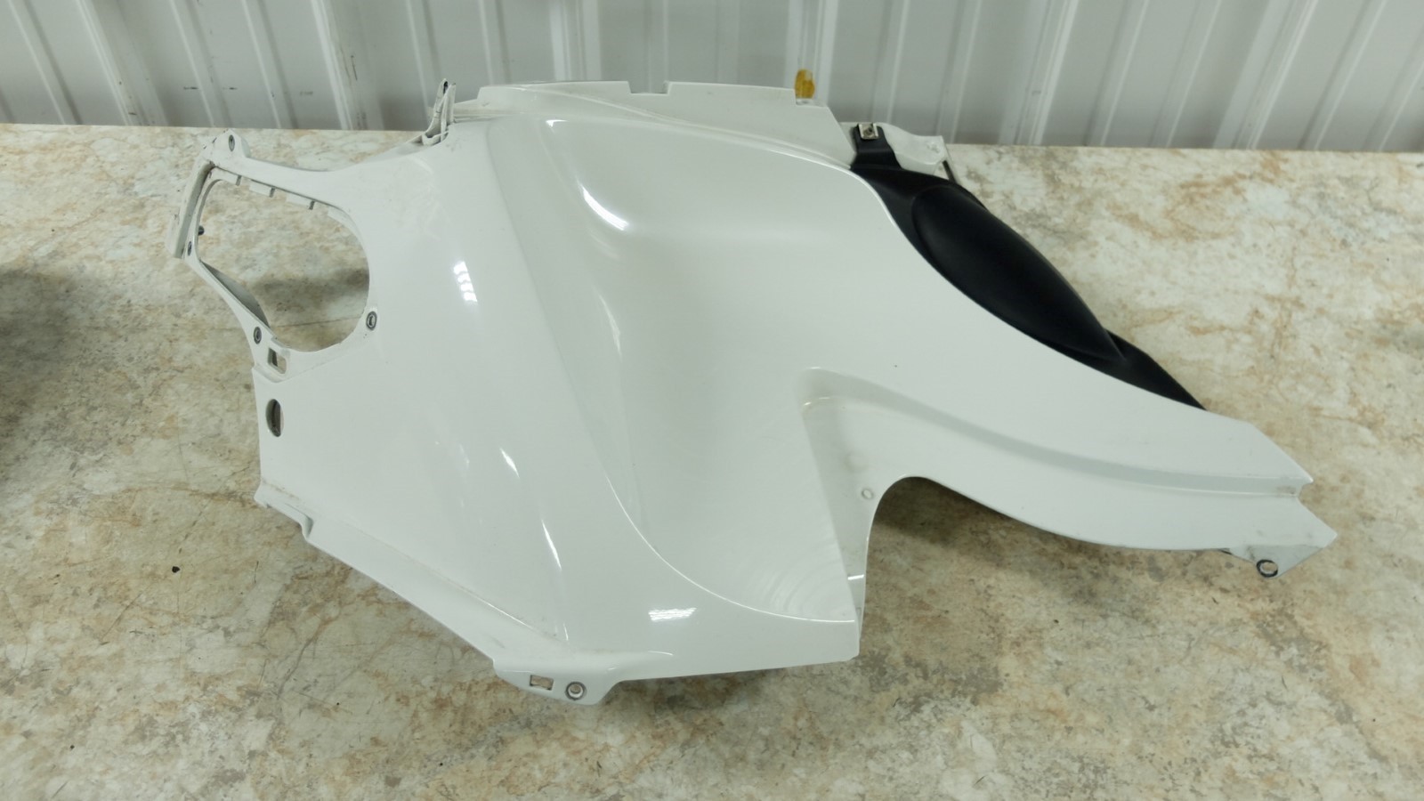 09 BMW R 1200 R1200 RT R1200RT right side cover cowl fairing panel