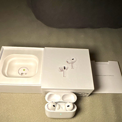 Apple AirPods Pro In-Ear Bluetooth Kopfhörer weiß mit Ladecase, ANC & Mic