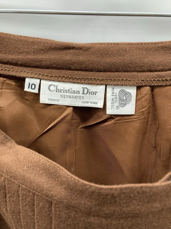 Falda plisada con botones envolvente Christian Dior de colección pura lana para mujer 10 marrón” Foto 2 de 4