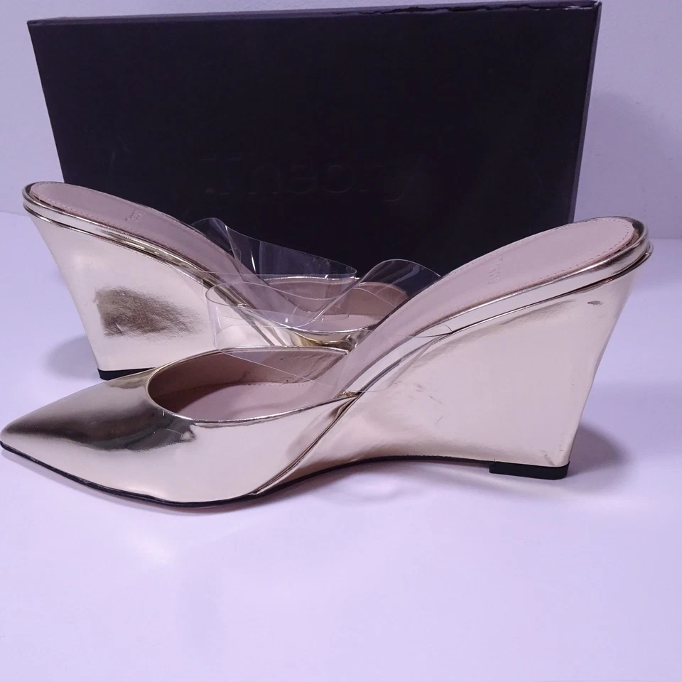 Sandalias para mujer Theory de cuña puntiaguda de cuero metálico 40 nuevas en caja 498 doradas irrg Foto 2 de 4
