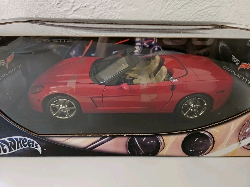 HOT WHEELS C6 CORVETTE DIECAST 1:18 CONVERTIBLE, RED, NEW IN BOX, VG+ COND L94 - Image 3 of 4